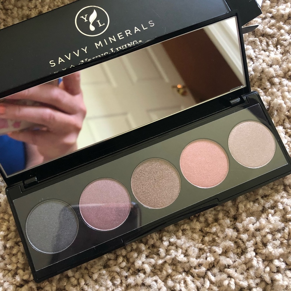 Young Living Eyeshadow Palette No. 1